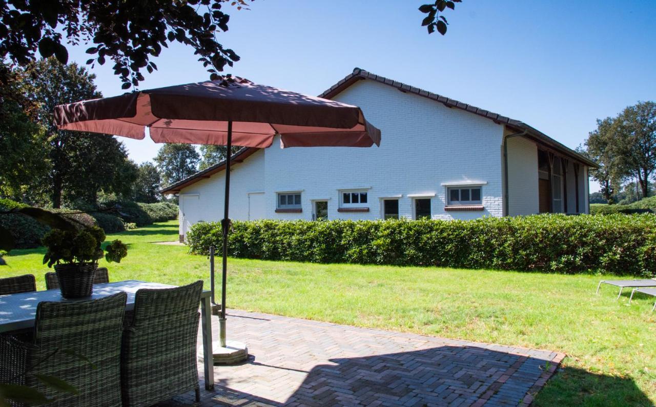 Bed And Breakfast Lindershoeve Bergeijk Dış mekan fotoğraf