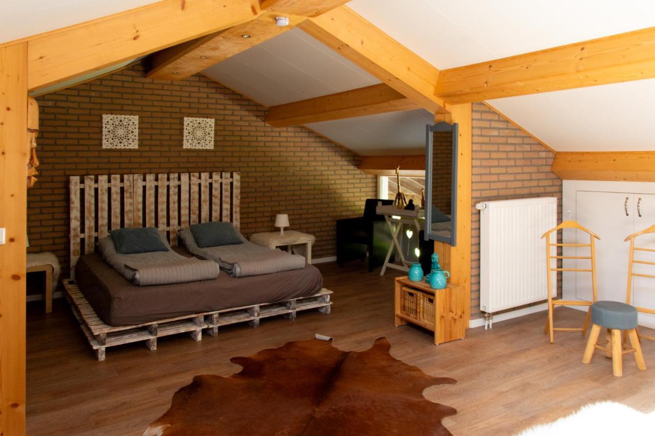 Bed And Breakfast Lindershoeve Bergeijk Dış mekan fotoğraf
